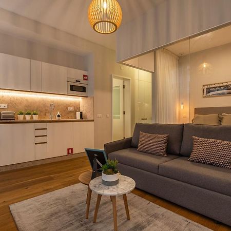 Ferienwohnung Upscale & Trendy Flat In The Center Lissabon Exterior foto