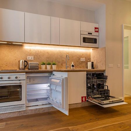 Ferienwohnung Upscale & Trendy Flat In The Center Lissabon Exterior foto